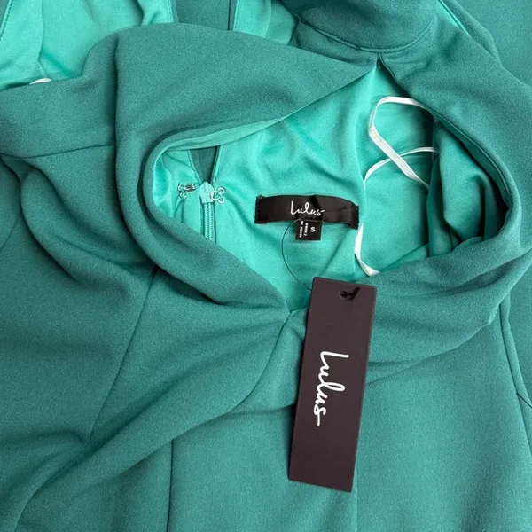 Lulus Belestina Teal Green Cutout Mock Neck Maxi Dress size Small - Image 5