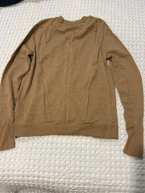 Women’s Beige 100% Merino Wool Crewneck Sweater Size Small - Image 4