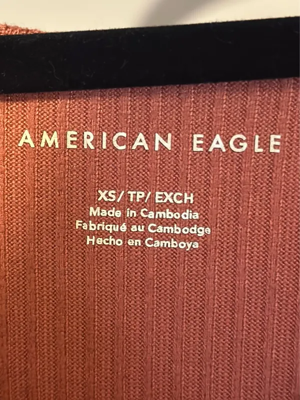 American Eagle Sweater - Image 2