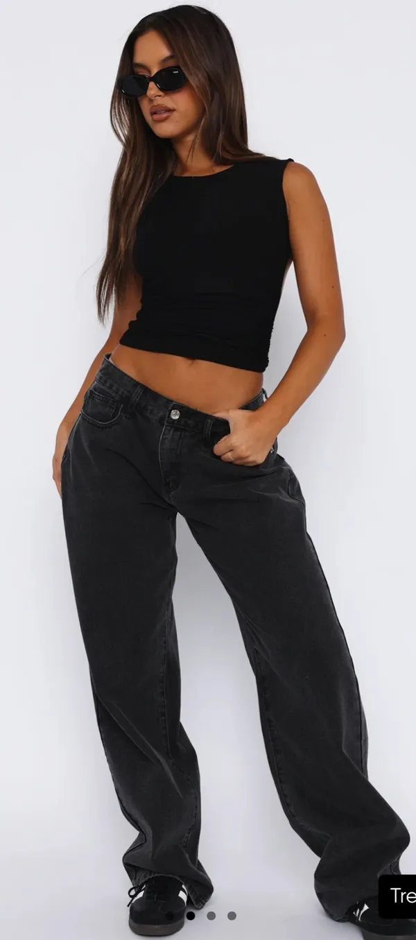 Bring The Style White Fox Boutique Low-Rise Wide-Leg Jeans Black Acid Wash - Image 4