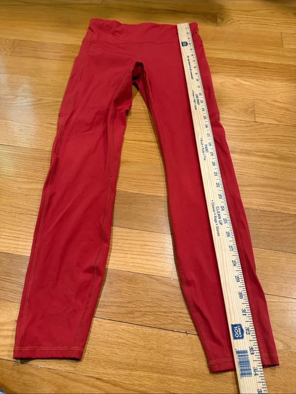 Vuori women’s stride pocket legging size small. - Image 9