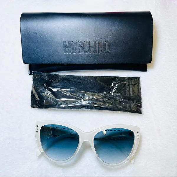 Moschino Mos 018/S Sunglasses White/ Blue Gradient Lense - Image 3