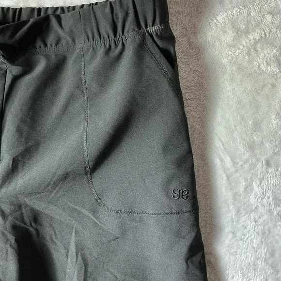 Albion Fit Jetsetters Granola Girl Black Jogger Pants Women Medium Ankle Zip #124780 - Image 3