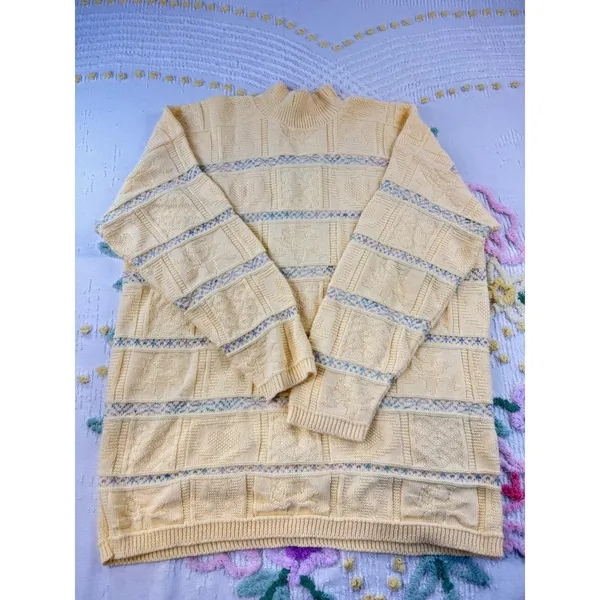 Vintage Basic Editions Knit Sweater Striped Cream Blue‎ Acrylic Size Medium Gold - Image 2