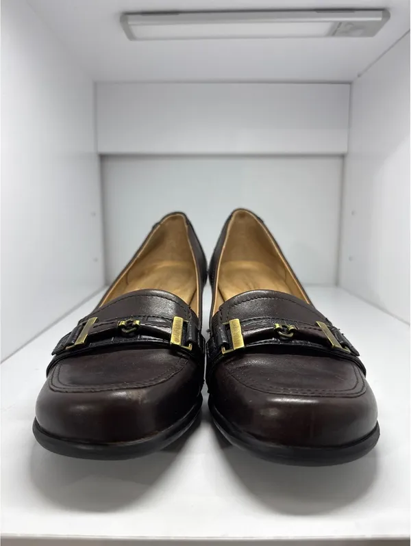 Naturalizer Classic Brown Leather Chunky Heel Loafers – Step Up Your Shoe Game! - Image 2