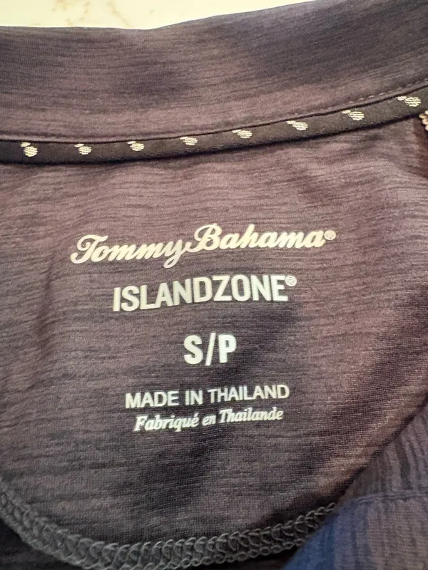 Tommy Bahama Top - Image 2