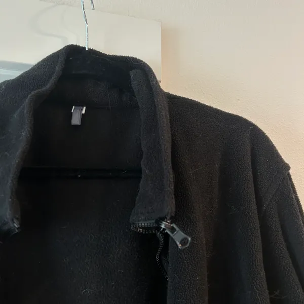 Black fleece zip up jacket with adjustable drawstrings in medium - Image 2