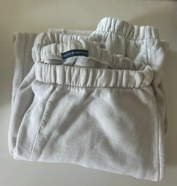 Brandy Melville Sweatpants - Image 3