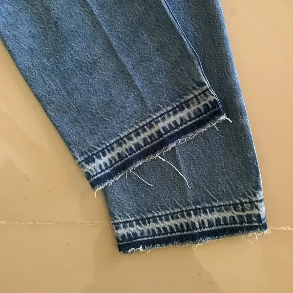Levis Ribcage Straight Ankle Jeans - Image 7