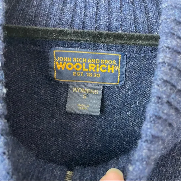 Vtg Woolrich Womens 100% Lambswool Bear Fish Embroidered Vest Sz Small - Image 6