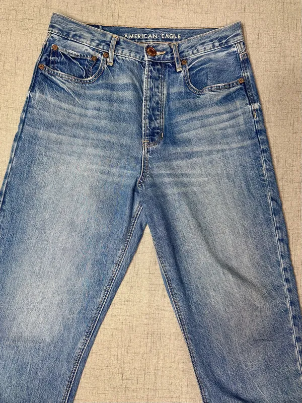 American Eagle 90s Boyfriend Jeans Size 4 Short - Image 7