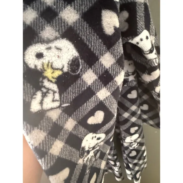 Munki Munki Peanuts Snoopy Fleece Pajama Set XL Black White Plaid Hearts Button - Image 4