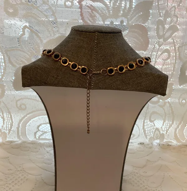 Vintage Black Stone Elegant Necklace - Image 4