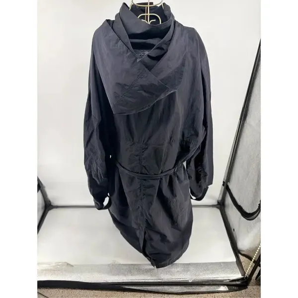 ALO Yoga Crinkle On The Move Black Trench Coat Womens Unisex Size XXL - Image 13