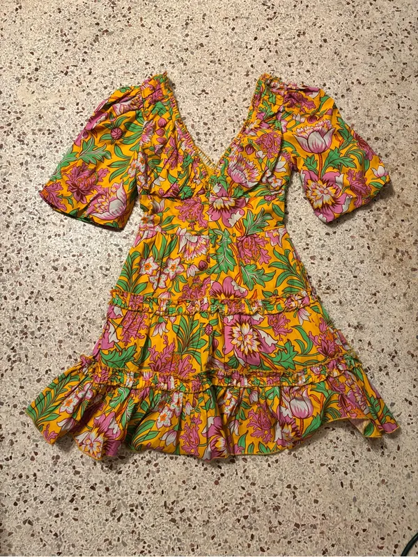 Love the Label Eloise Mini Dress in the "Betty Yellow Print" pattern - Image 4
