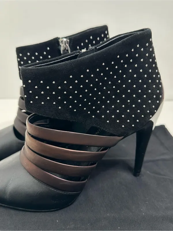Rebecca Minkoff Caesar Studded Heels Black Leather & Suede Size 8 - Image 6