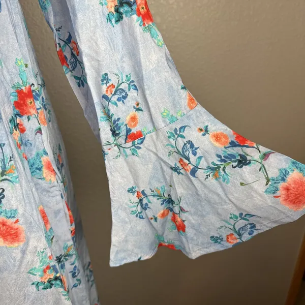 Feathers By Tolani Emilia Dress Size S Blue Floral Modal‎ Pockets Bell Sleeve - Image 3