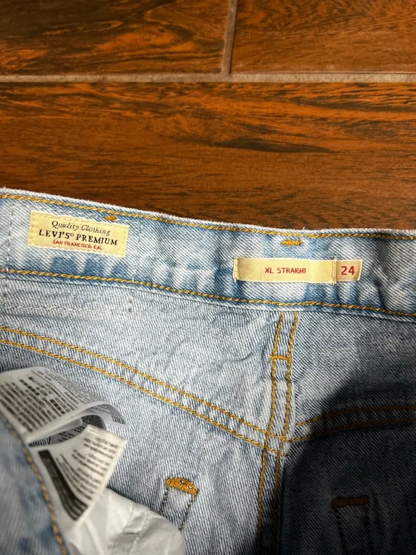 Levi’s Premium XL Straight Distressed Light Wash Wide Leg Denim Jeans - Image 3