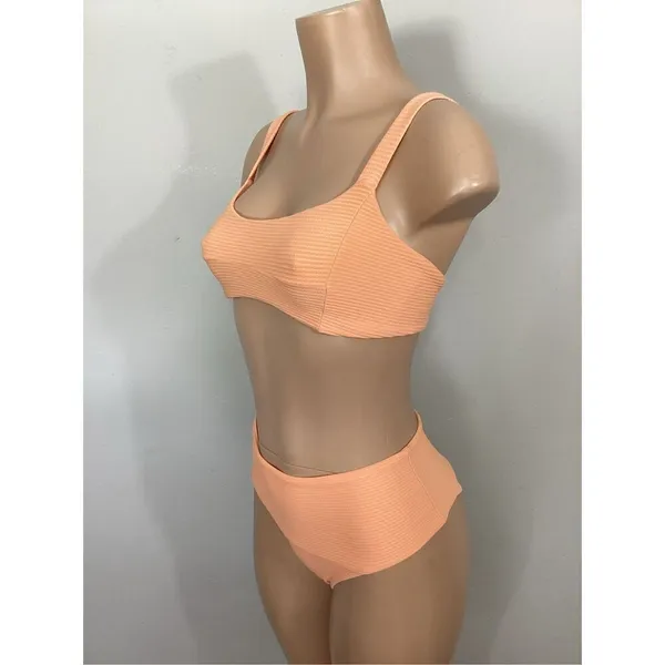 New. L*SPACE M-top/S-bottom. Tangy bikini. Retails $198. - Image 8