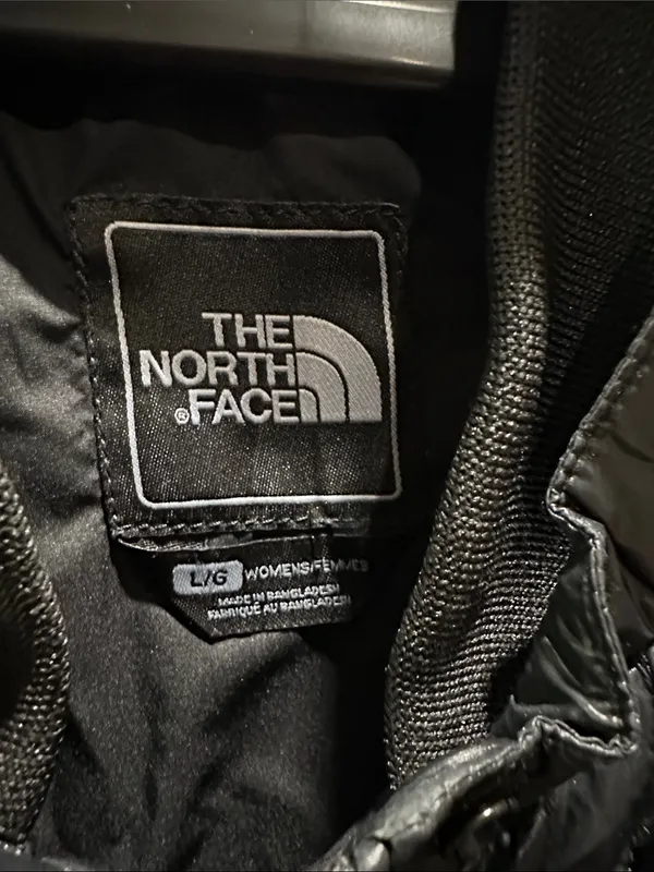 The North Face Glossy Black Quilted Jacket - Image 2