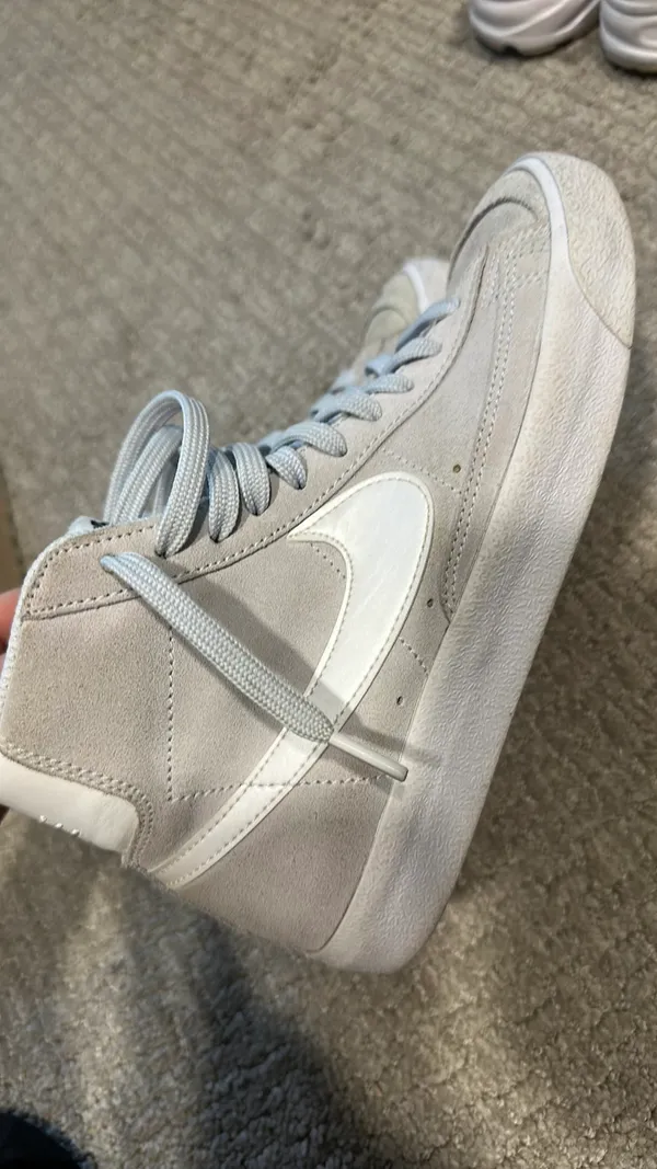 Nike Mid Blazers - Image 2