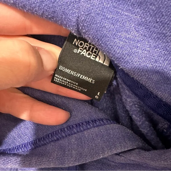 The North Face‎ women’s purple hoodie size large - Image 5