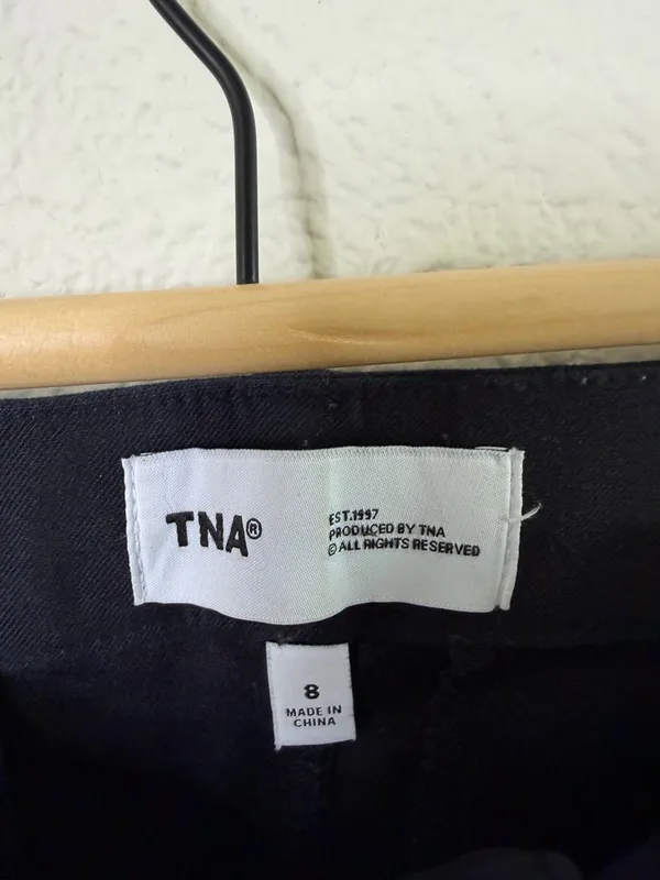 Aritzia Tna New Highway Cargo Pant‎ Black Womens Size 8 - Image 6