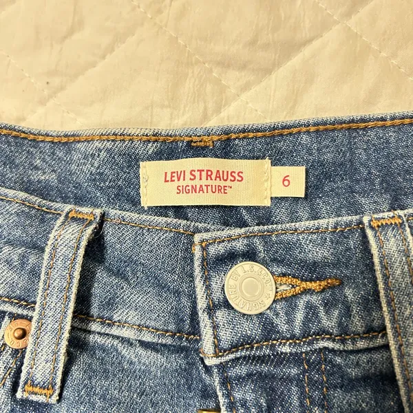 Levi's Blue Denim Skirt - Image 3