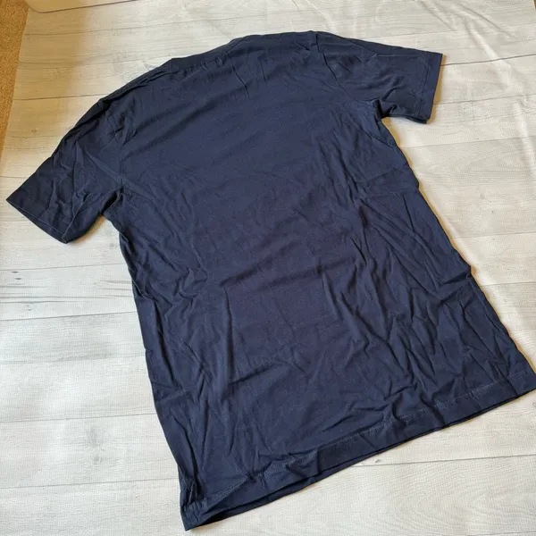 Bella Canvas “Mama” Graphic Tee in Size Medium Blue - Image 5