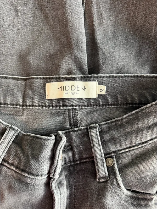 Hidden Jeans - Image 3