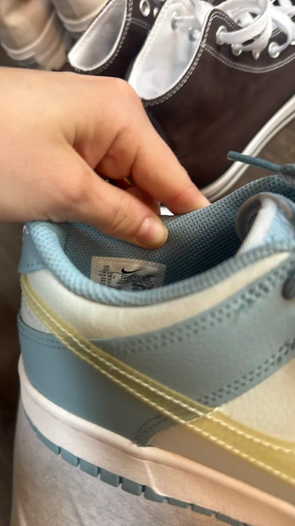 Nike Dunk Low - Image 3
