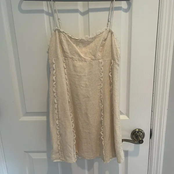 White and Floral Dresses Size M - Image 2