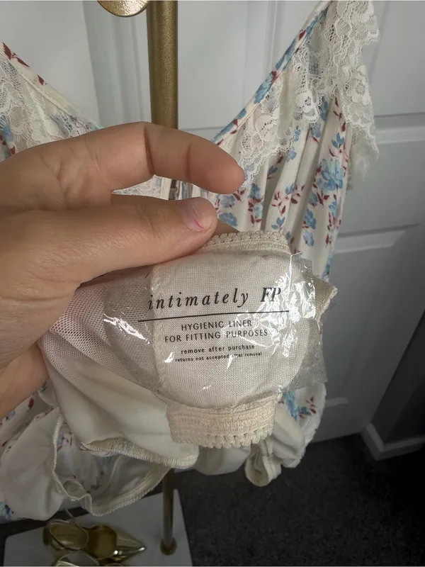 Intimately Free People Take It Away Floral Lace Thong Bodysuit Ivory L - Image 8
