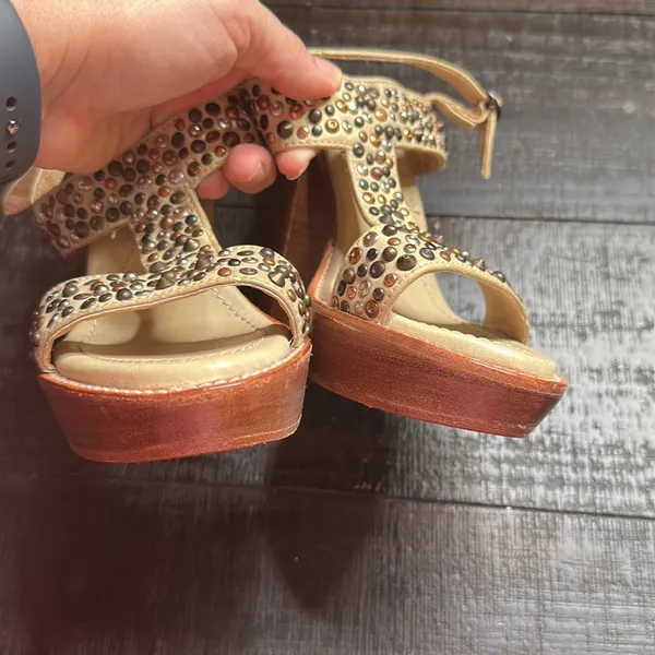 Frye Shoes Joy Studded cream colored heels size 7B - Image 2