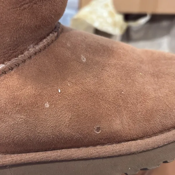 Ugg Bailey Button Boots in Chestnut size 6 - Image 3