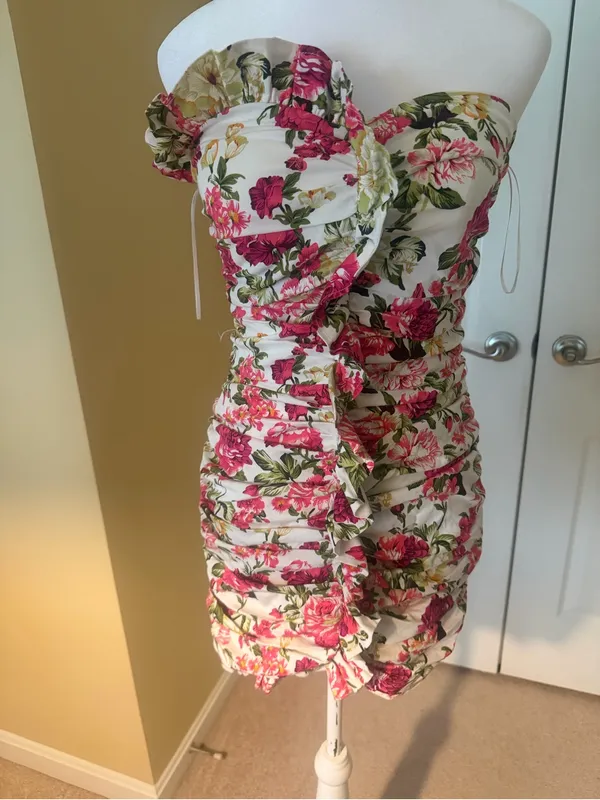 Floral Strapless Ruffle Mini Dress in White, Pink & Green - Image 3