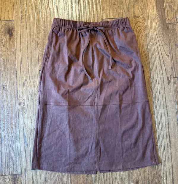 A New Day NWT faux suede brown skirt size small - Image 3