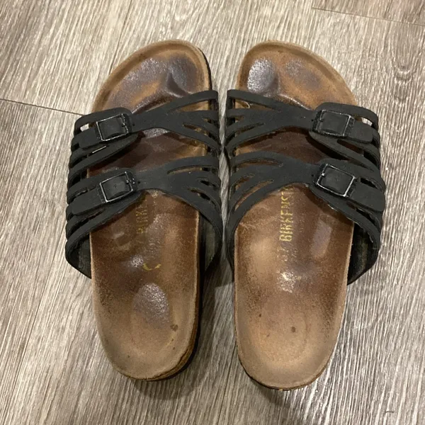Birkenstock Granada black sandals women’s 37 / 6.5 US - Image 3