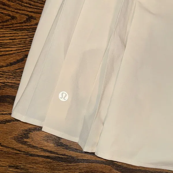 Lululemon Side-Pleat HR Tennis Skirt White Women's 10 - Image 6