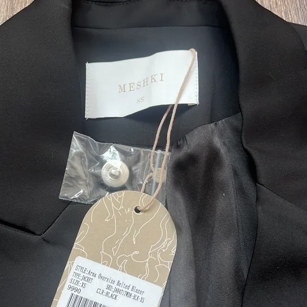 Meshki Arna Oversize Belted Blazer - Image 3