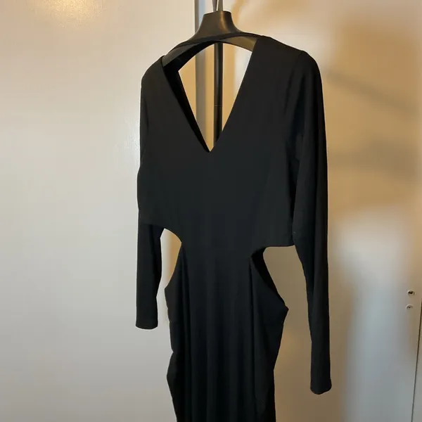 AFRM Black Side Cut Out Bodycon Dress 2X Plus Long Dolman Sleeve V-Neck Midi - Image 5