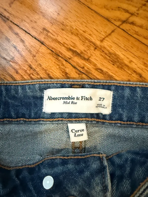 Abercrombie Mini Skirt - Image 3