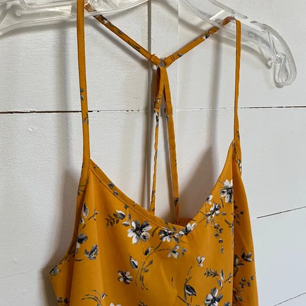 Hollister Women's Strappy Floral Tank Top - Golden XS - EUC‎ - Image 5