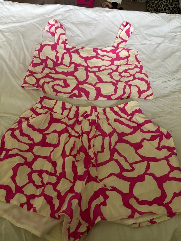 Pink and Cream Matching Crop Top & Shorts Set - Image 2