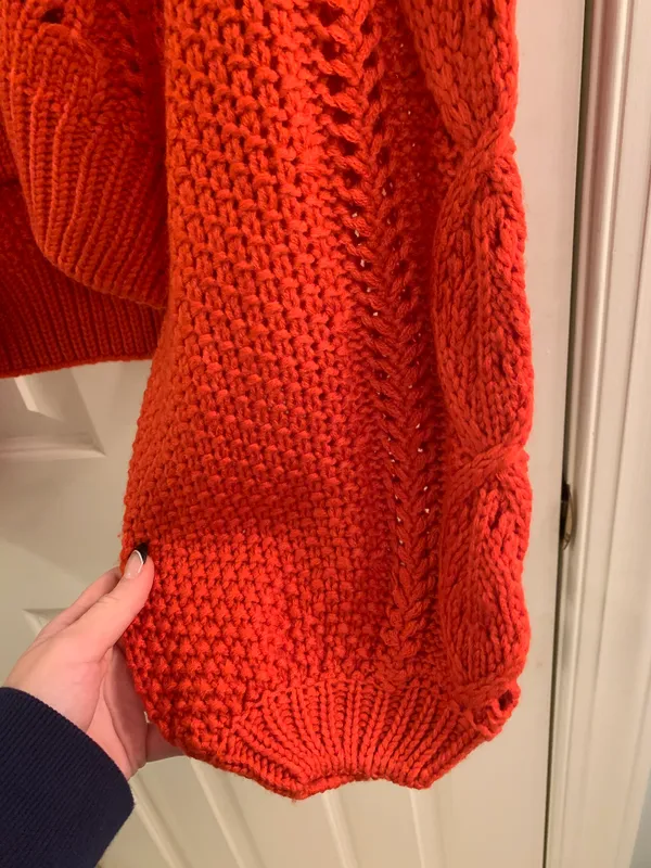 Boutique Red Knit Sweater Size L - Image 3