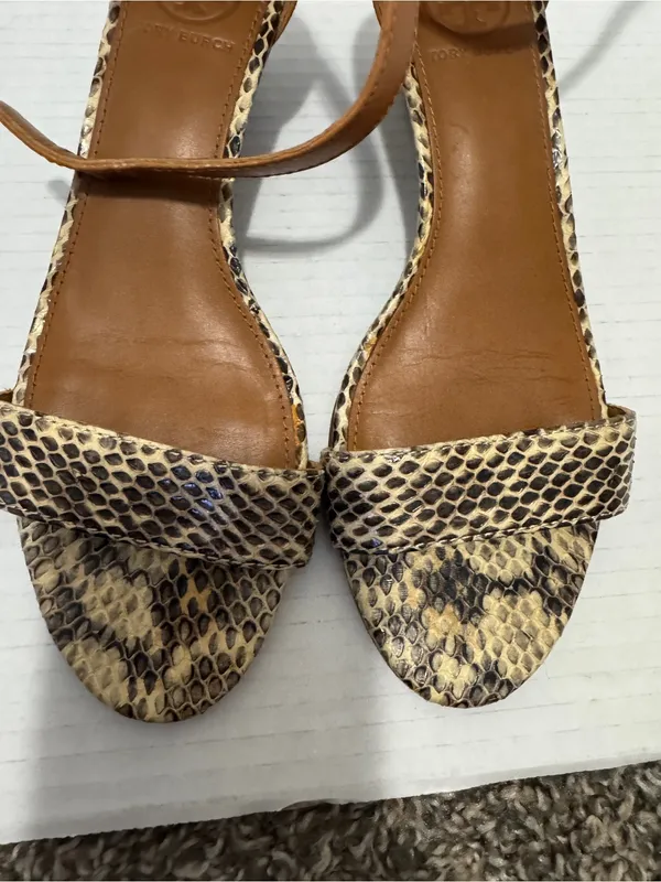 Tory Burch Kitten Heel Snake Print Wedge Sandals Womens 6 Summer Casual Leather - Image 9