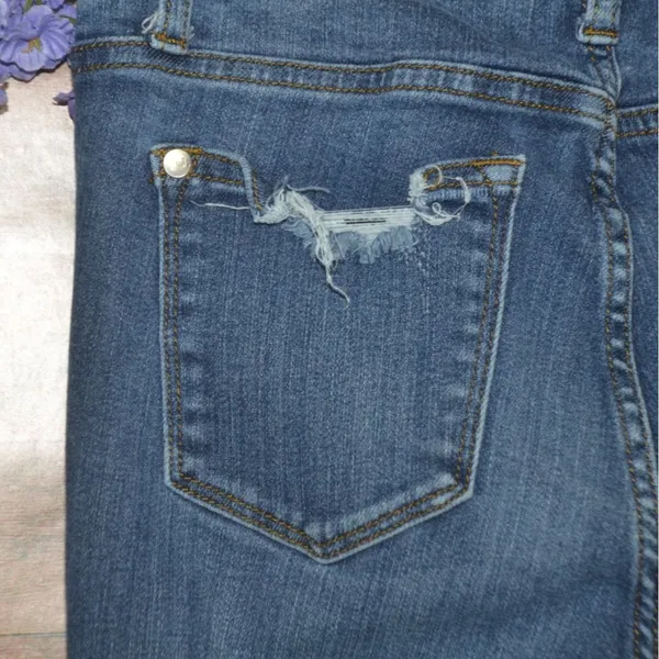 Judy Blue Skinny Jeans Ladies 3 26 Distressed Stretch Denim Pants Raw Cuffed Hem - Image 7