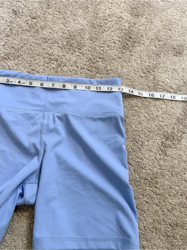 Old Navy Women’s High-Waisted PowerSoft Biker Shorts 6” in Blue Overall M - Image 7