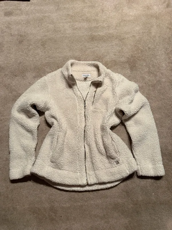 Calvin Klein Cream Sherpa Fleece Jacket – Size Large - Image 2