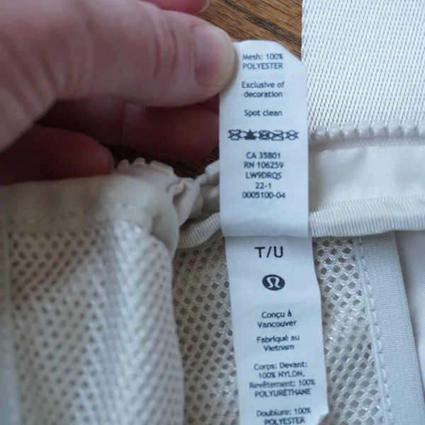 Lululemon Everywhere Belt Bag 1L Light Gray White LW9DRQS Waist Pack Adjustable - Image 8